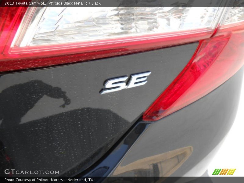 Attitude Black Metallic / Black 2013 Toyota Camry SE