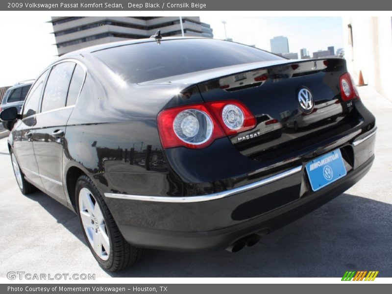 Deep Black / Cornsilk Beige 2009 Volkswagen Passat Komfort Sedan