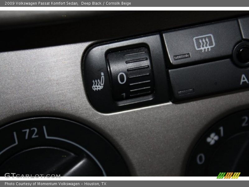 Deep Black / Cornsilk Beige 2009 Volkswagen Passat Komfort Sedan