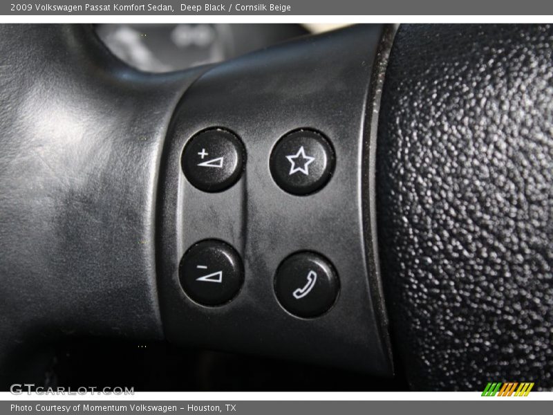 Controls of 2009 Passat Komfort Sedan