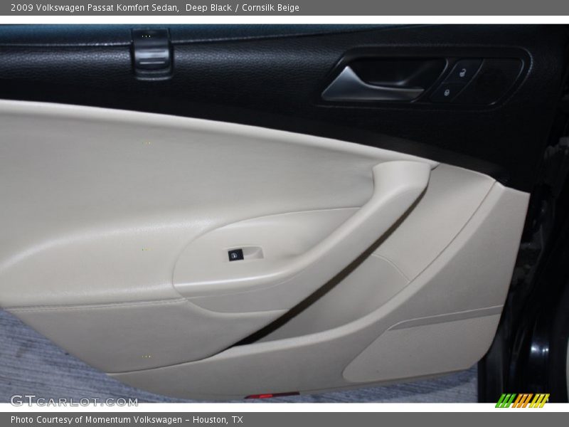 Deep Black / Cornsilk Beige 2009 Volkswagen Passat Komfort Sedan