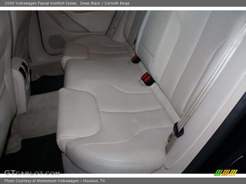 Rear Seat of 2009 Passat Komfort Sedan