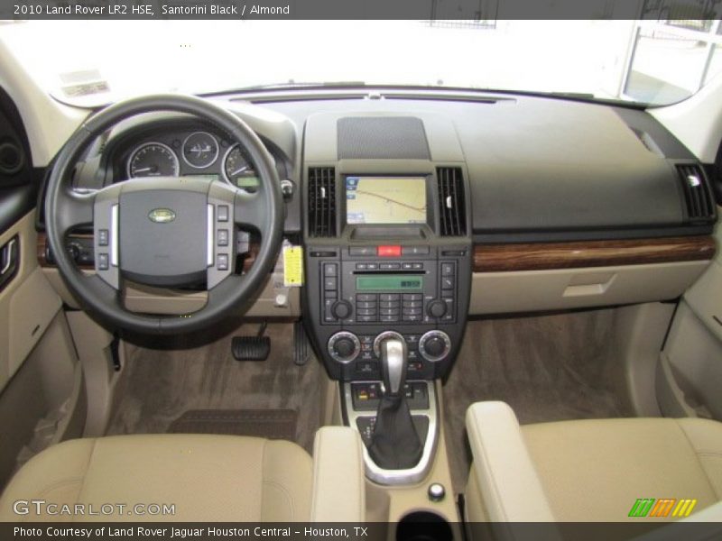 Santorini Black / Almond 2010 Land Rover LR2 HSE