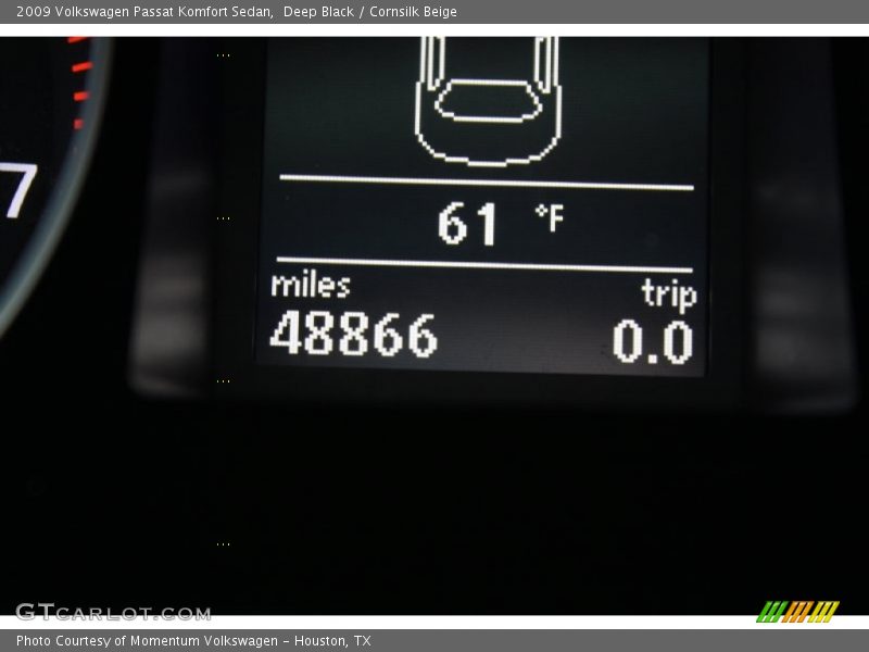 Deep Black / Cornsilk Beige 2009 Volkswagen Passat Komfort Sedan