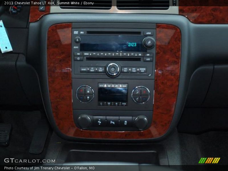 Controls of 2013 Tahoe LT 4x4