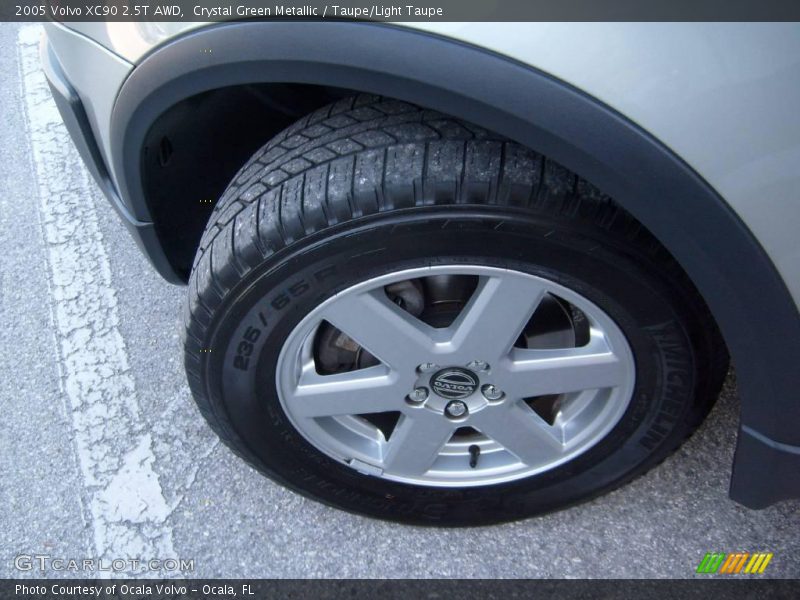 Crystal Green Metallic / Taupe/Light Taupe 2005 Volvo XC90 2.5T AWD