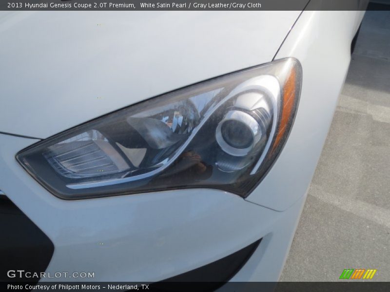 White Satin Pearl / Gray Leather/Gray Cloth 2013 Hyundai Genesis Coupe 2.0T Premium