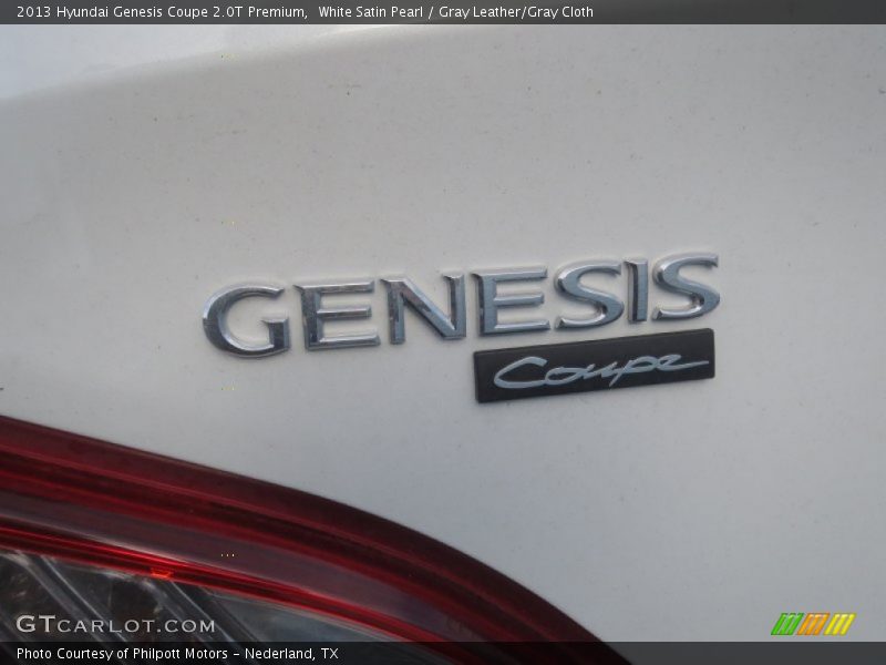 White Satin Pearl / Gray Leather/Gray Cloth 2013 Hyundai Genesis Coupe 2.0T Premium