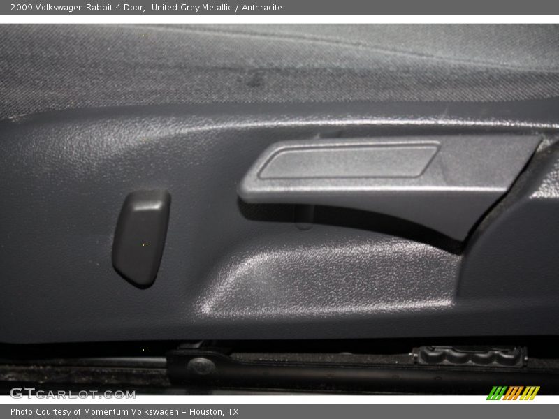 United Grey Metallic / Anthracite 2009 Volkswagen Rabbit 4 Door