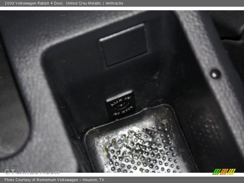 United Grey Metallic / Anthracite 2009 Volkswagen Rabbit 4 Door