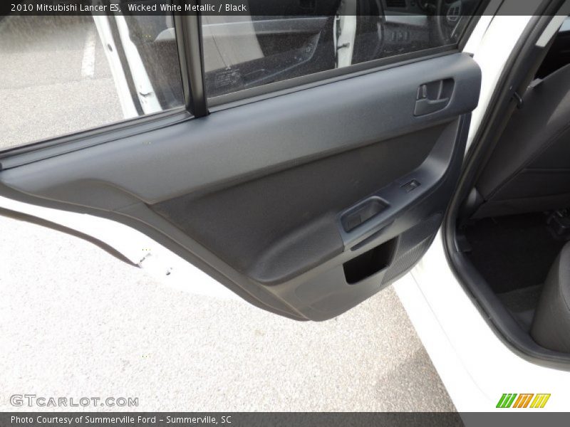 Wicked White Metallic / Black 2010 Mitsubishi Lancer ES