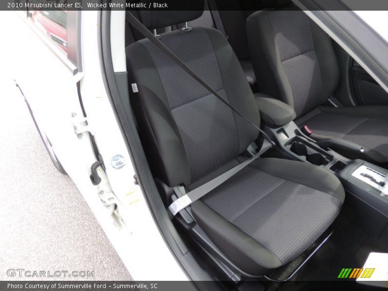 Wicked White Metallic / Black 2010 Mitsubishi Lancer ES