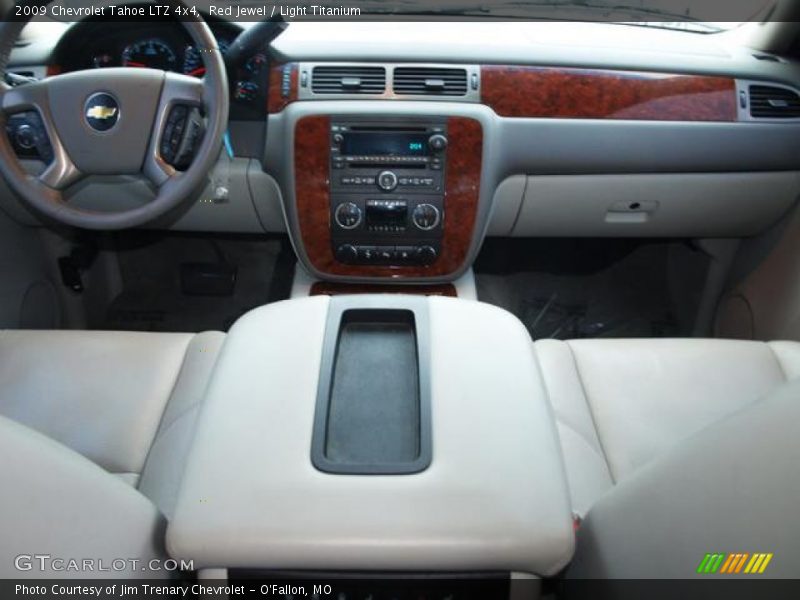 Dashboard of 2009 Tahoe LTZ 4x4