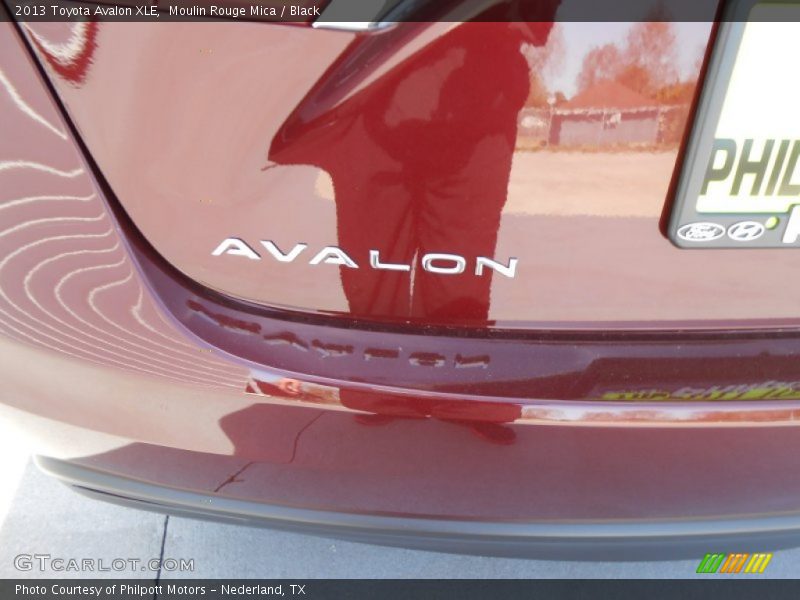 Moulin Rouge Mica / Black 2013 Toyota Avalon XLE
