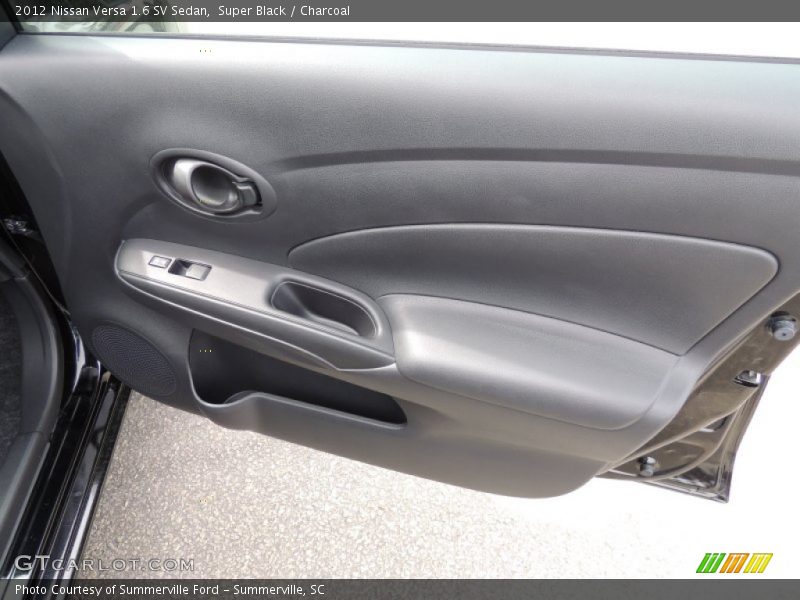 Super Black / Charcoal 2012 Nissan Versa 1.6 SV Sedan