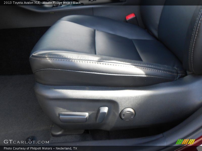 Moulin Rouge Mica / Black 2013 Toyota Avalon XLE