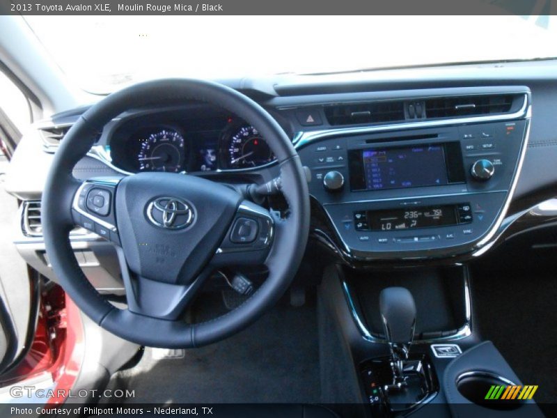 Dashboard of 2013 Avalon XLE