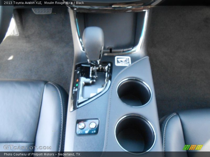 Moulin Rouge Mica / Black 2013 Toyota Avalon XLE