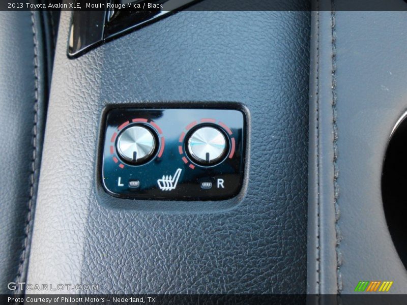 Controls of 2013 Avalon XLE