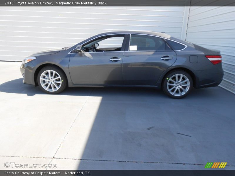 Magnetic Gray Metallic / Black 2013 Toyota Avalon Limited