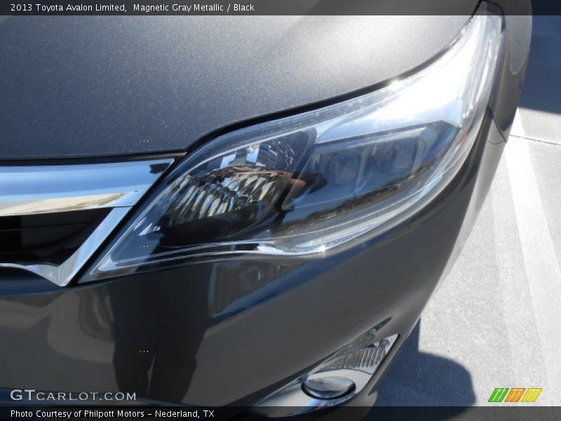 Magnetic Gray Metallic / Black 2013 Toyota Avalon Limited