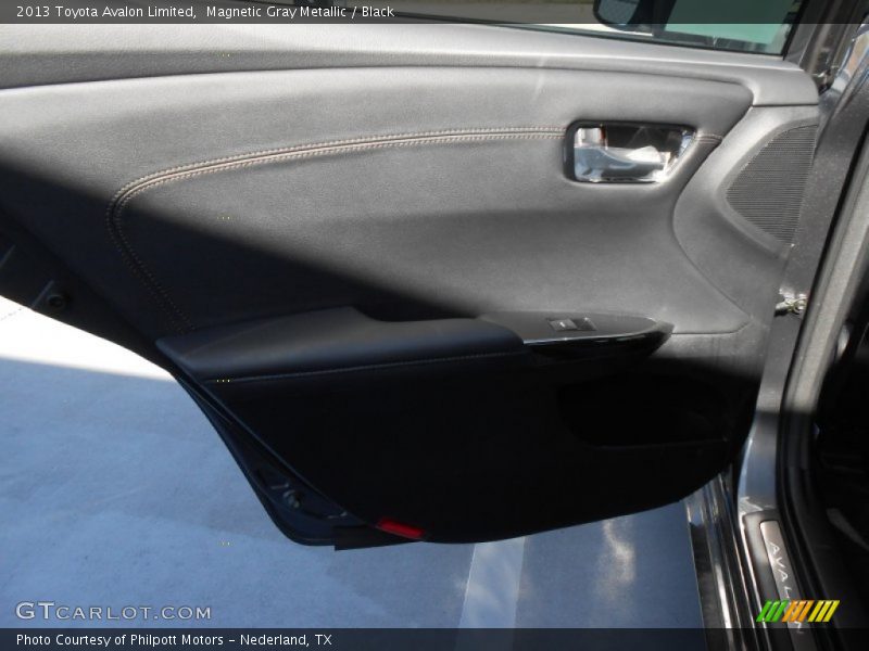 Magnetic Gray Metallic / Black 2013 Toyota Avalon Limited