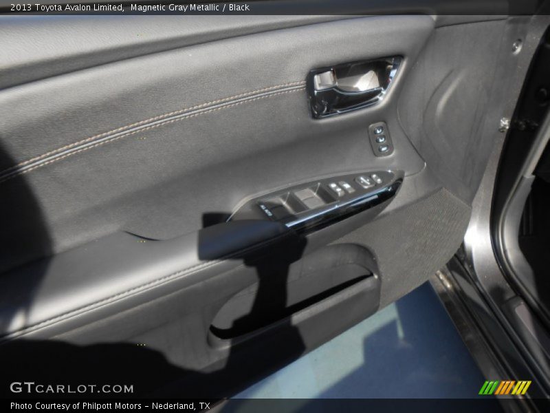 Magnetic Gray Metallic / Black 2013 Toyota Avalon Limited