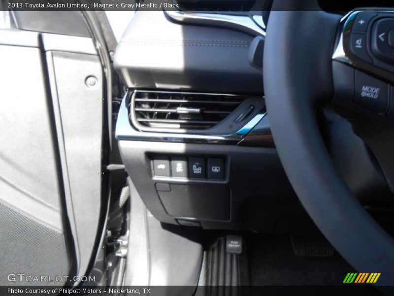 Magnetic Gray Metallic / Black 2013 Toyota Avalon Limited