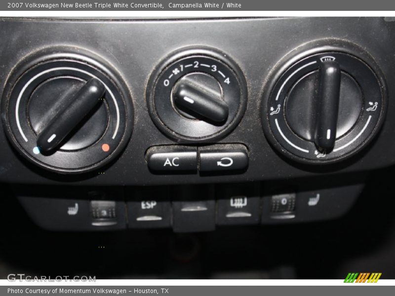 Campanella White / White 2007 Volkswagen New Beetle Triple White Convertible