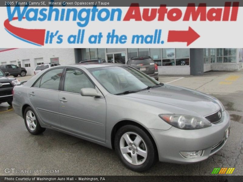 Mineral Green Opalescent / Taupe 2005 Toyota Camry SE