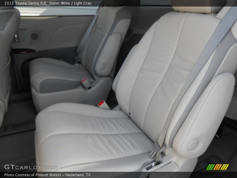 Super White / Light Gray 2013 Toyota Sienna XLE