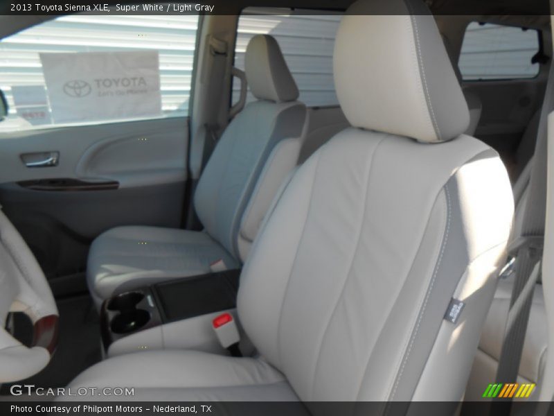 Super White / Light Gray 2013 Toyota Sienna XLE