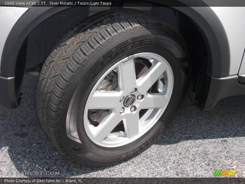 Silver Metallic / Taupe/Light Taupe 2006 Volvo XC90 2.5T