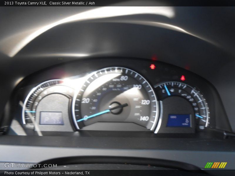Classic Silver Metallic / Ash 2013 Toyota Camry XLE