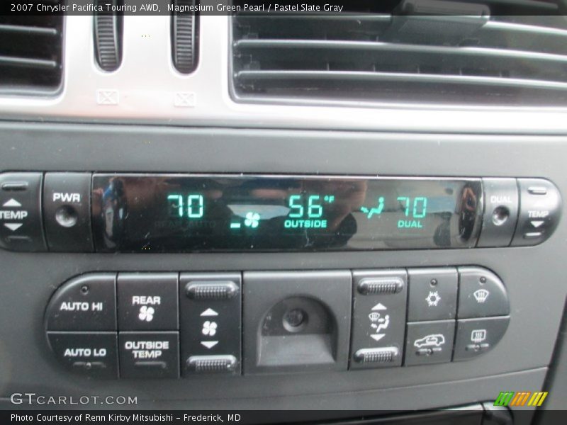 Controls of 2007 Pacifica Touring AWD