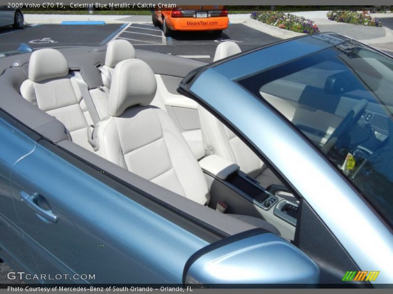  2008 C70 T5 Calcite Cream Interior