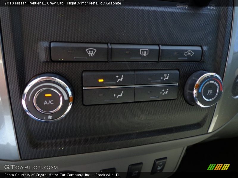 Night Armor Metallic / Graphite 2010 Nissan Frontier LE Crew Cab