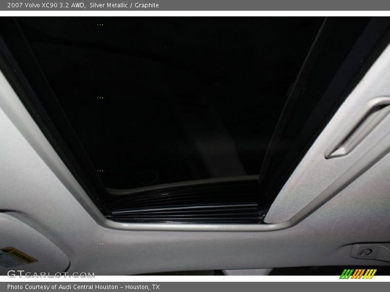 Silver Metallic / Graphite 2007 Volvo XC90 3.2 AWD