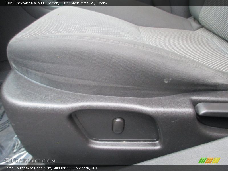 Silver Moss Metallic / Ebony 2009 Chevrolet Malibu LT Sedan