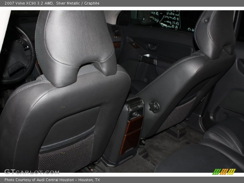 Silver Metallic / Graphite 2007 Volvo XC90 3.2 AWD