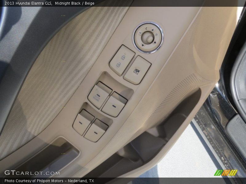 Midnight Black / Beige 2013 Hyundai Elantra GLS