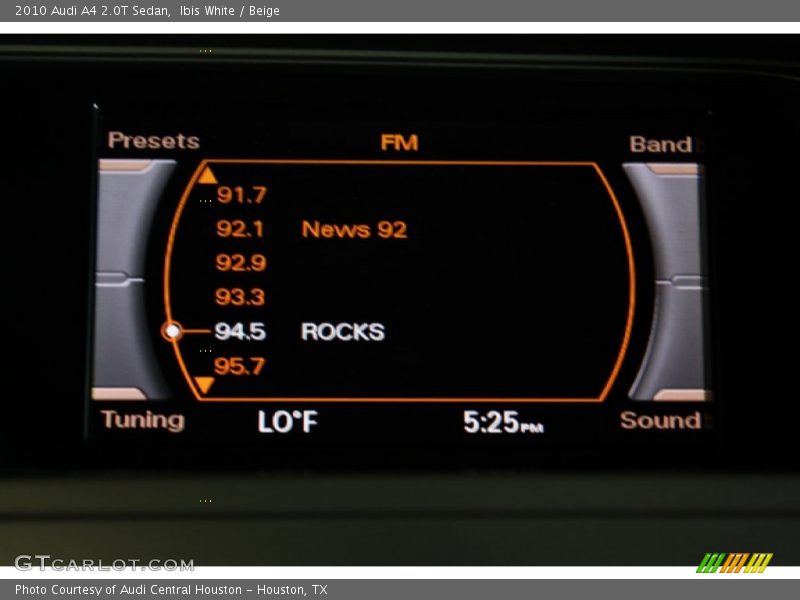 Ibis White / Beige 2010 Audi A4 2.0T Sedan