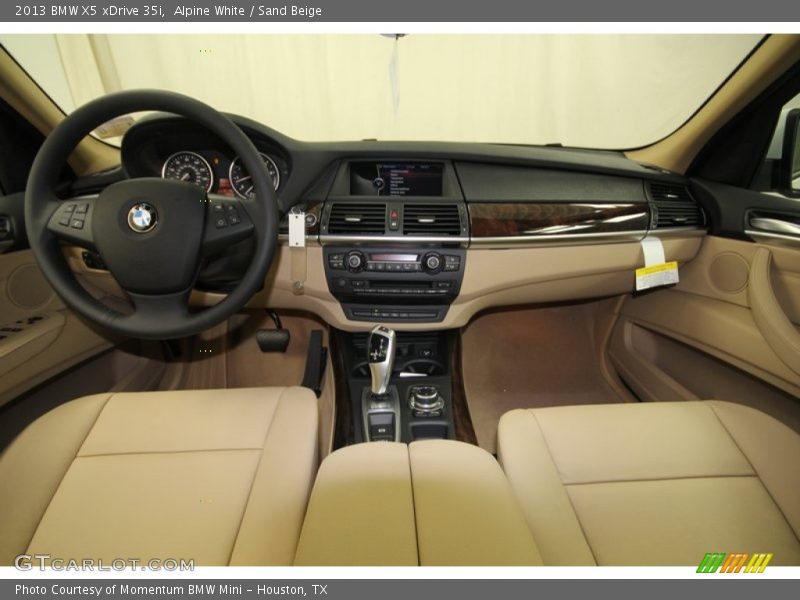 Alpine White / Sand Beige 2013 BMW X5 xDrive 35i