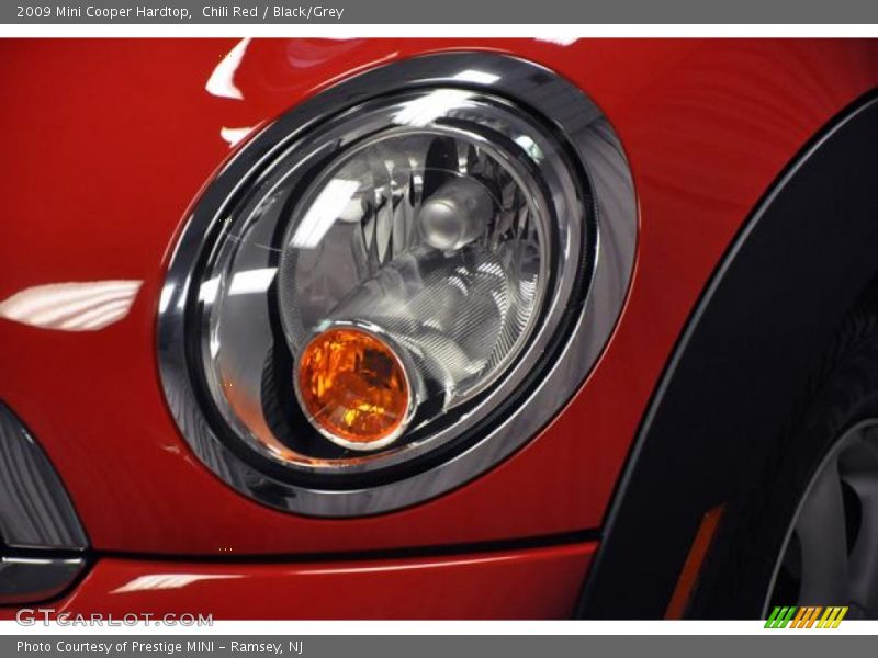 Chili Red / Black/Grey 2009 Mini Cooper Hardtop