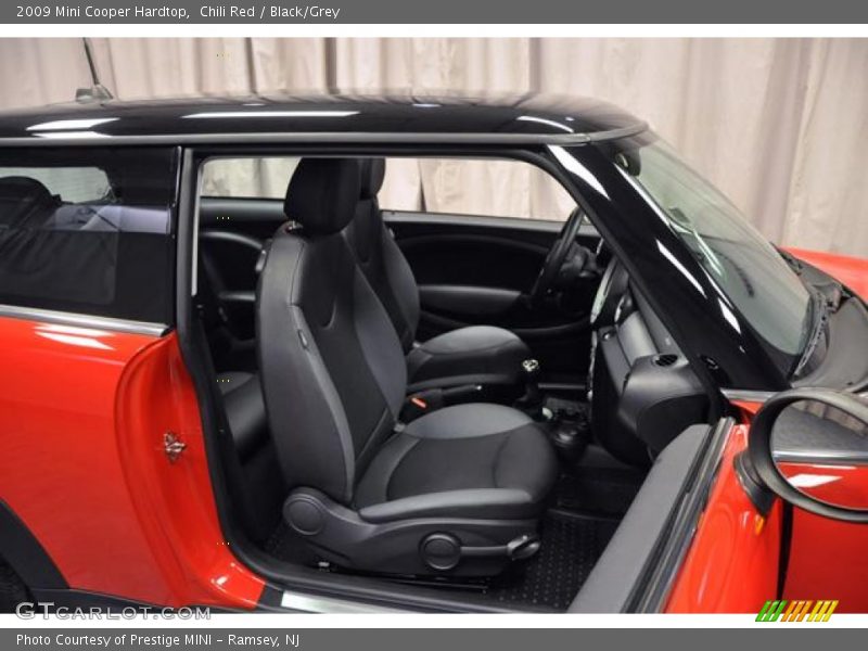 Chili Red / Black/Grey 2009 Mini Cooper Hardtop