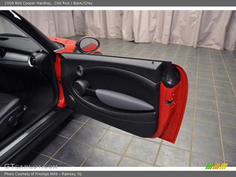 Chili Red / Black/Grey 2009 Mini Cooper Hardtop