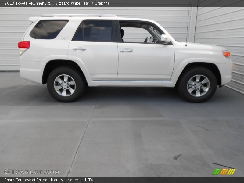 Blizzard White Pearl / Graphite 2013 Toyota 4Runner SR5