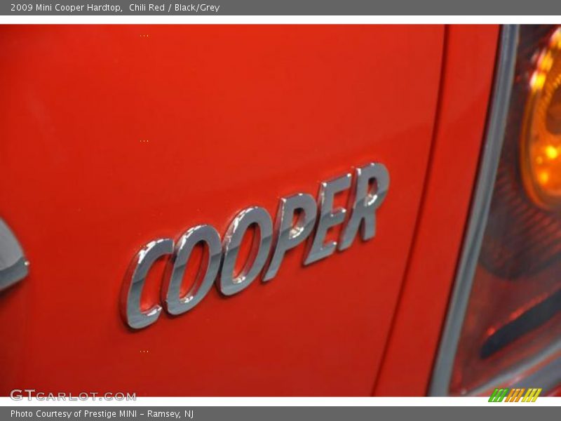 Chili Red / Black/Grey 2009 Mini Cooper Hardtop