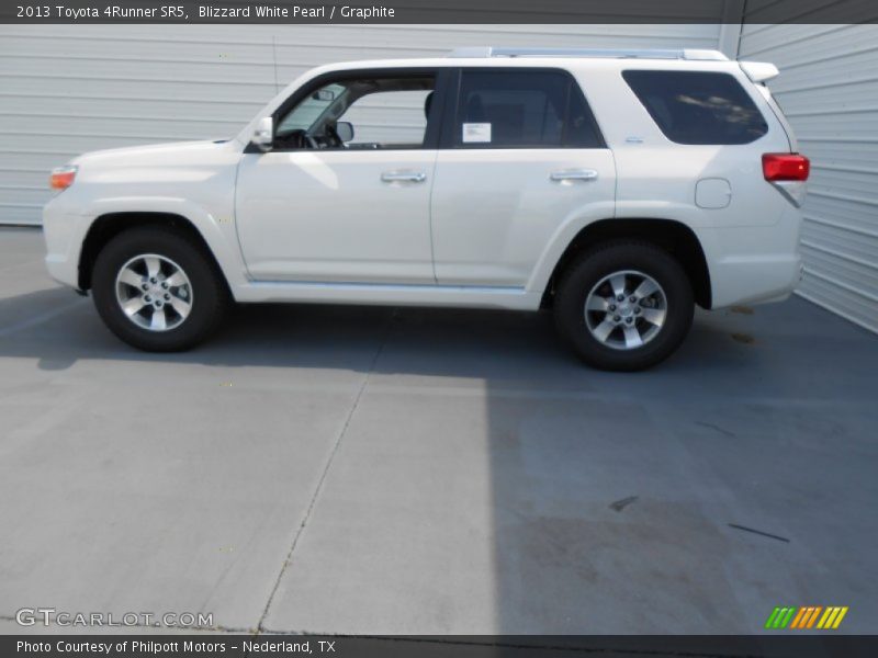 Blizzard White Pearl / Graphite 2013 Toyota 4Runner SR5