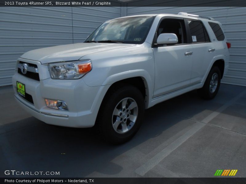 Blizzard White Pearl / Graphite 2013 Toyota 4Runner SR5